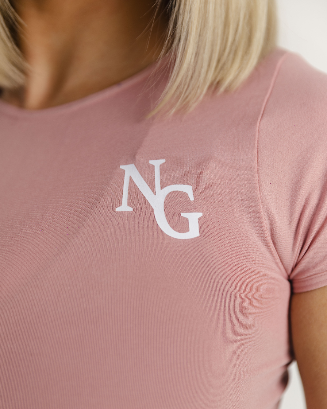 Ladies Gen 1 pink crop top