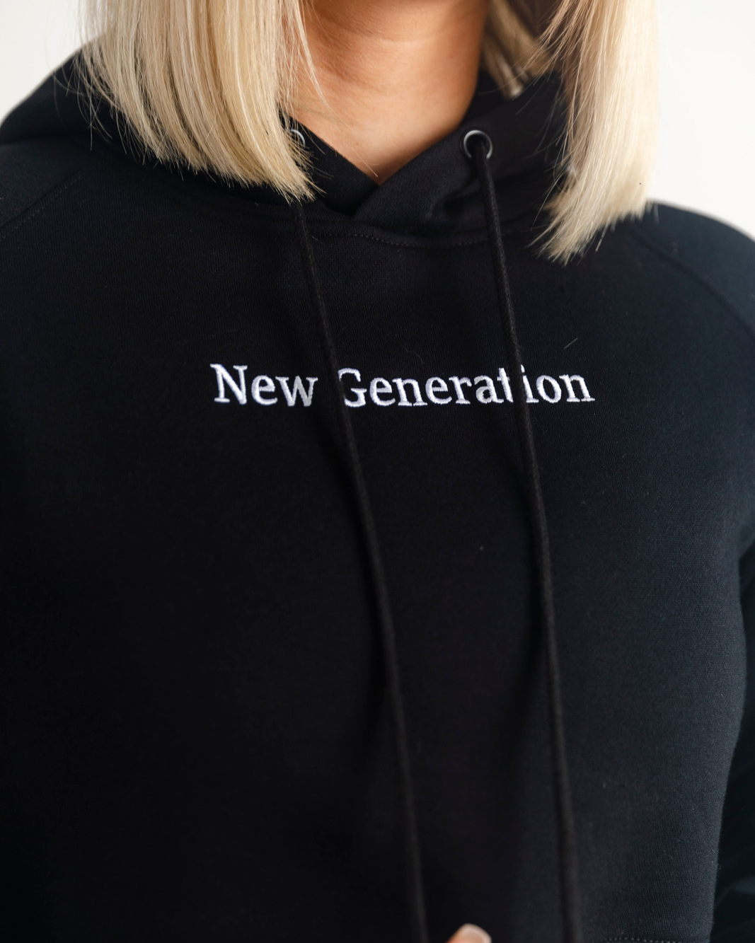 Gen 1 black Cropped Hoodie